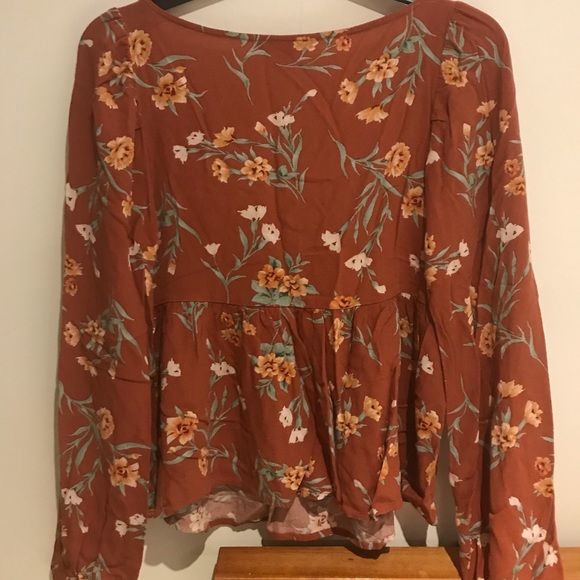 AE Boho empire waist floral top - Picture 4 of 7